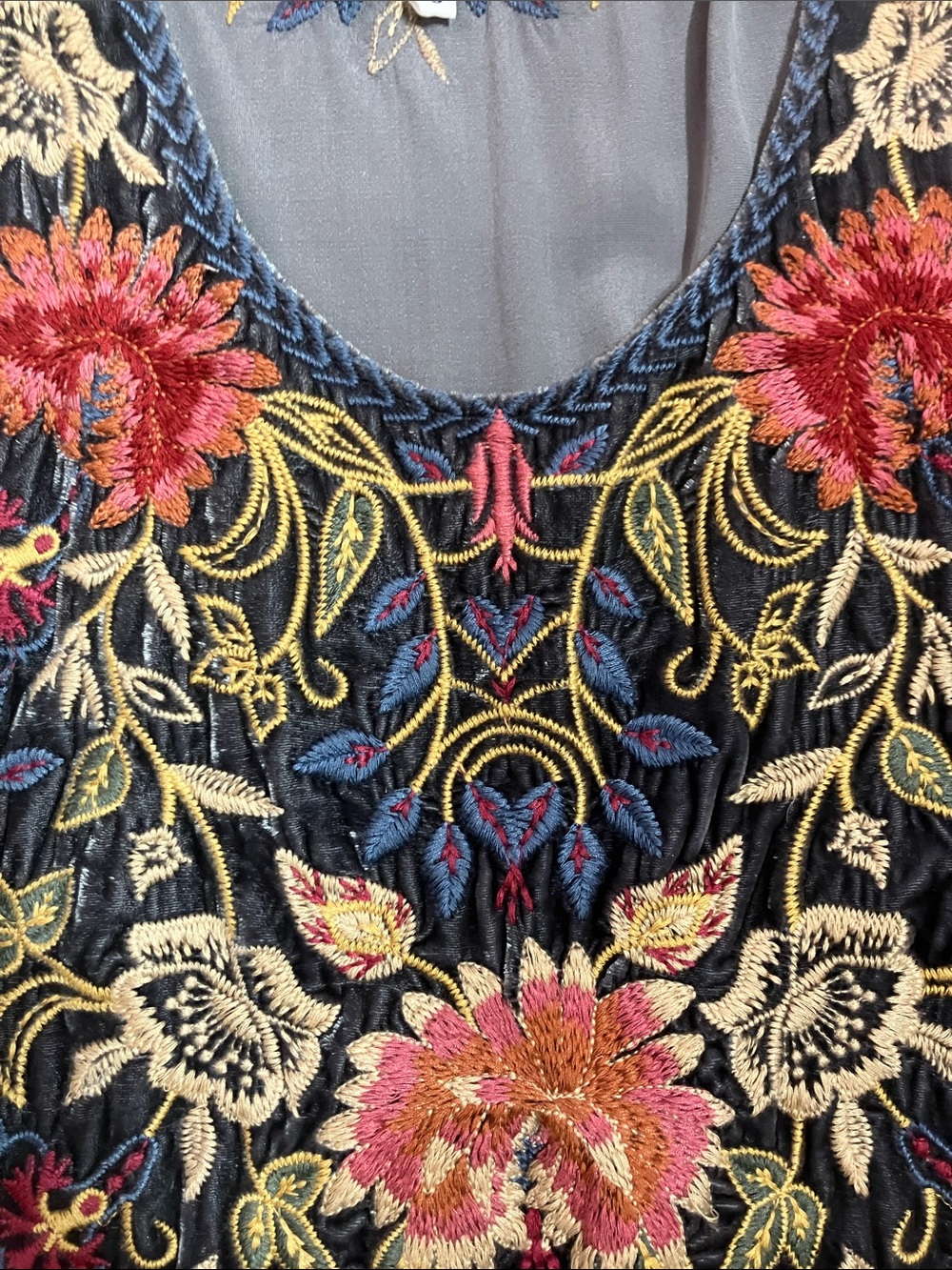 Johnny Was Black Velvet Embroidered Floral Tank - Picture 3 of 5